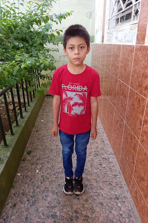 An unsponsored boy named Anderson from El Salvador who has waited 489 days for a sponsor.