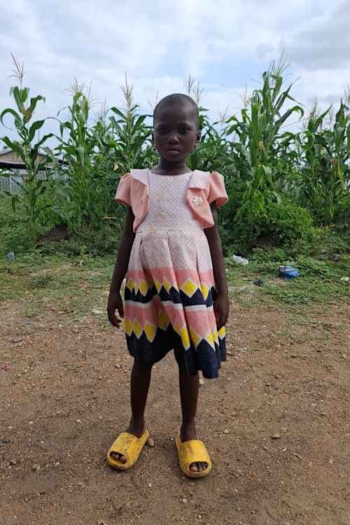 An unsponsored girl named Dorcas from Togo who lives in an AIDS-affected area, is vulnerable to exploitation and has waited 476 days for a sponsor.