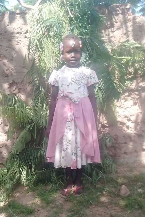 An unsponsored girl named Ephrasie from Burkina Faso who lives in an AIDS-affected area, is vulnerable to exploitation and has waited 387 days for a sponsor.