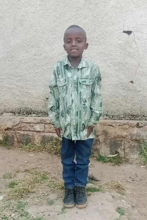 An unsponsored boy named Lammi from Ethiopia who lives in an AIDS-affected area, is vulnerable to exploitation and has waited 455 days for a sponsor.