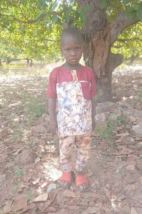 An unsponsored boy named Omar from Burkina Faso who lives in an AIDS-affected area, is vulnerable to exploitation and has waited 452 days for a sponsor.