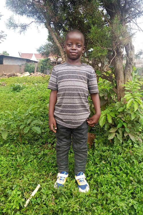 An unsponsored boy named Palvine from Uganda who lives in an AIDS-affected area, is vulnerable to exploitation and has waited 430 days for a sponsor.