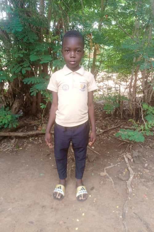 An unsponsored boy named Tresor from Togo who lives in an AIDS-affected area, is vulnerable to exploitation and has waited 512 days for a sponsor.