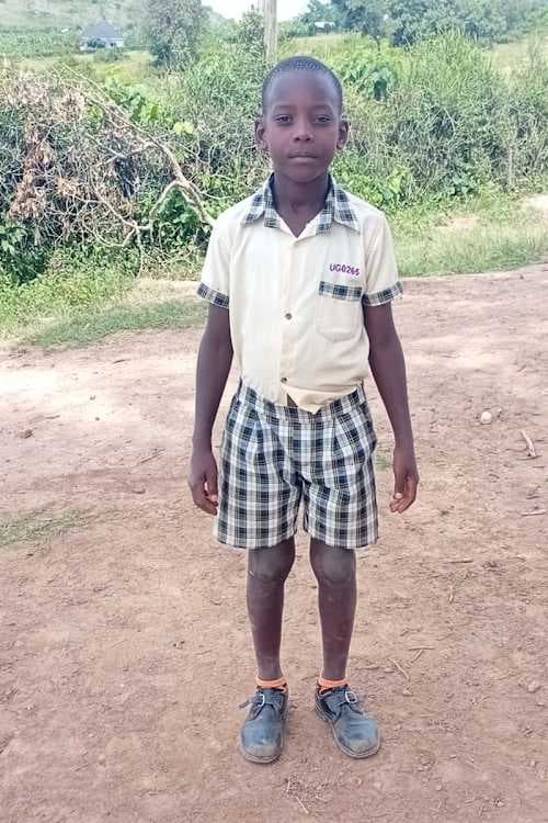 An unsponsored boy named Brighton from Uganda who lives in an AIDS-affected area, is vulnerable to exploitation and has waited 474 days for a sponsor.
