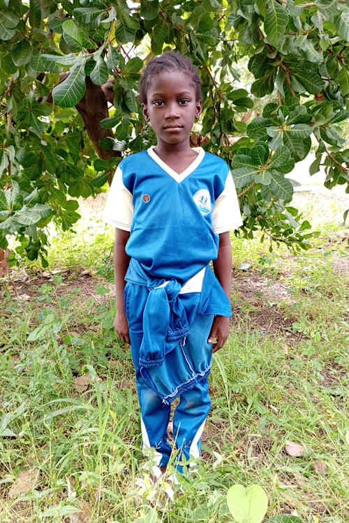 An unsponsored girl named Ami from Burkina Faso who lives in an AIDS-affected area, is vulnerable to exploitation and has waited 586 days for a sponsor.