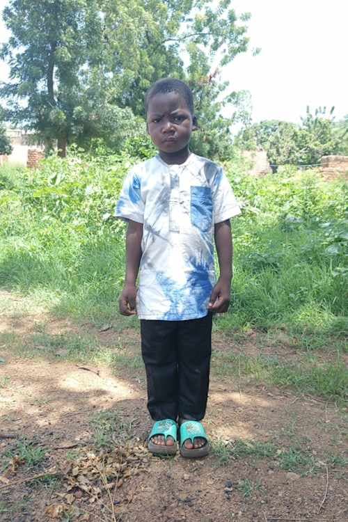 An unsponsored boy named Erve from Burkina Faso who lives in an AIDS-affected area, is vulnerable to exploitation and has waited 550 days for a sponsor.
