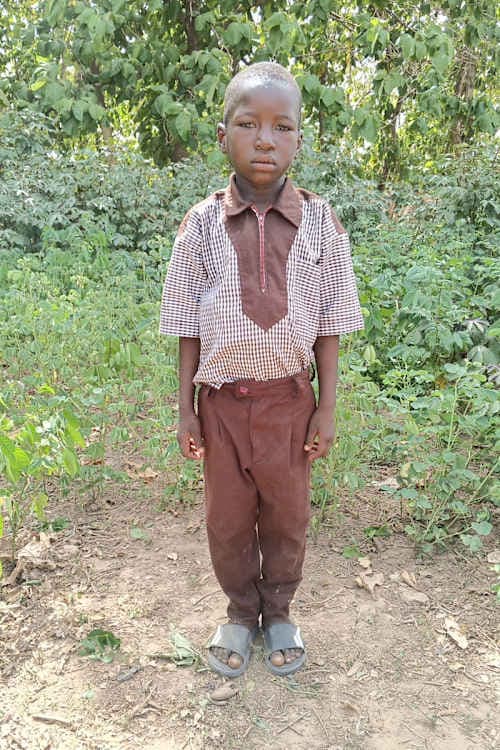 An unsponsored boy named Justin from Burkina Faso who lives in an AIDS-affected area, is vulnerable to exploitation and has waited 552 days for a sponsor.