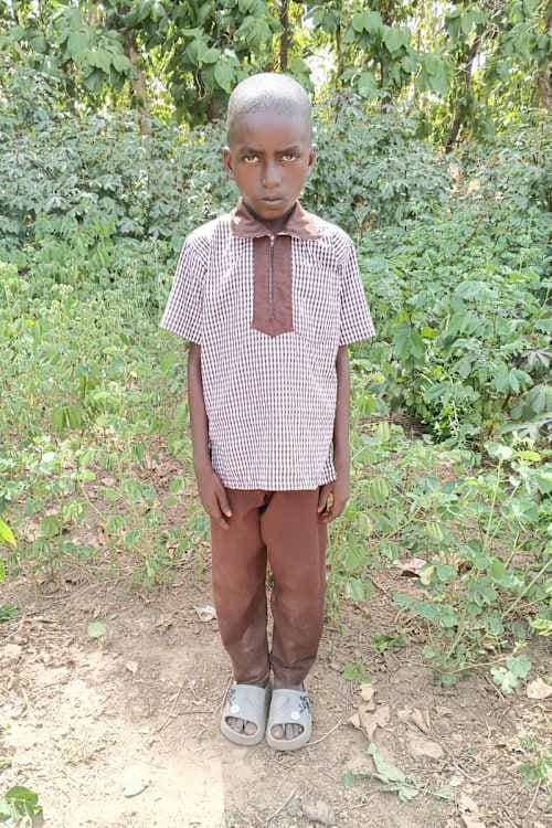 An unsponsored boy named Emmanuel from Burkina Faso who lives in an AIDS-affected area, is vulnerable to exploitation and has waited 552 days for a sponsor.