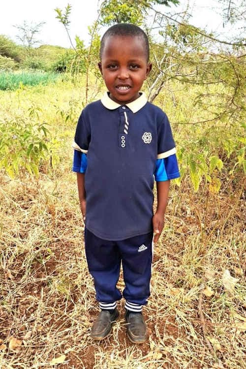 An unsponsored boy named Erick from Tanzania who lives in an AIDS-affected area, is vulnerable to exploitation and has waited 554 days for a sponsor.