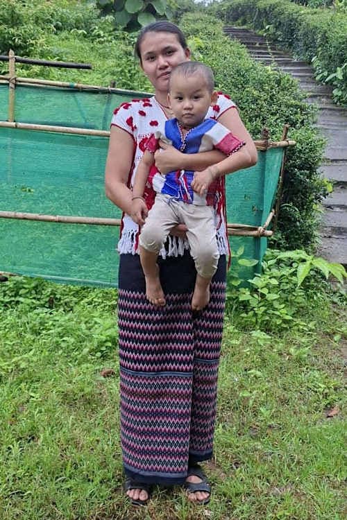 An unsponsored boy named Eh Doh Loy from Thailand who has waited 561 days for a sponsor.