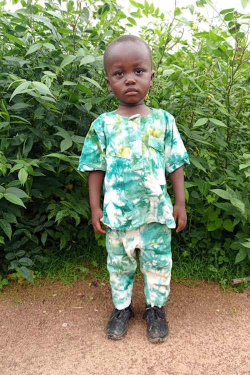 An unsponsored boy named Rayane from Burkina Faso who lives in an AIDS-affected area, is vulnerable to exploitation and has waited 558 days for a sponsor.